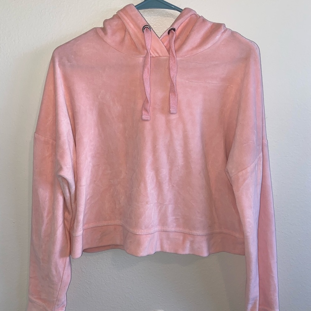 Cropped pink hoodie